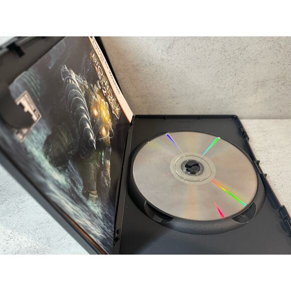 Bundle - Bioshock and Bioshock 2 PC DVD 2K Original with Manuals - Picture 2 of 7